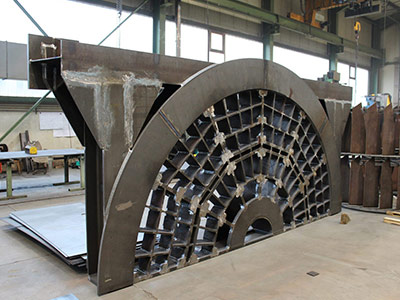 Blechkonstruktionen: Konstruktion eines Kollerbett