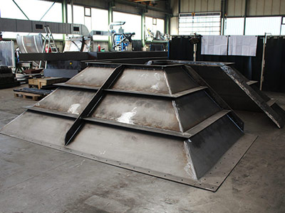 Blechkonstruktionen: Silo-Element für die Stein- und Erd-Industrie